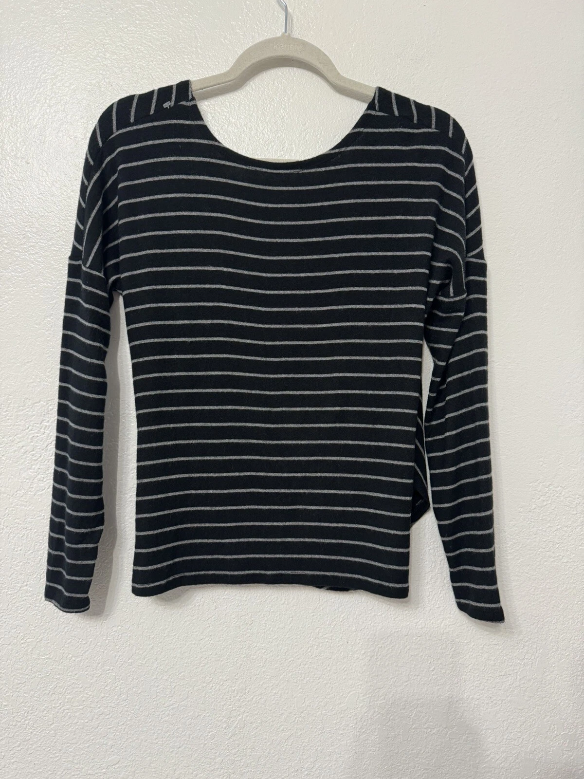 beyond-yoga crossbody back long sleeve soft stripes shirt