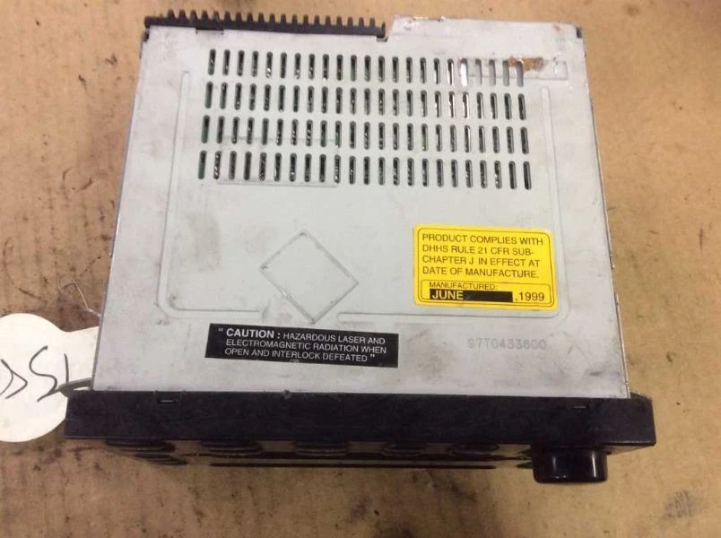 AM / FM / CD / Cassette Tuner AKD-0636JA Fit 98 99 00 01 02 Daewoo Nubira - Image 4 of 4