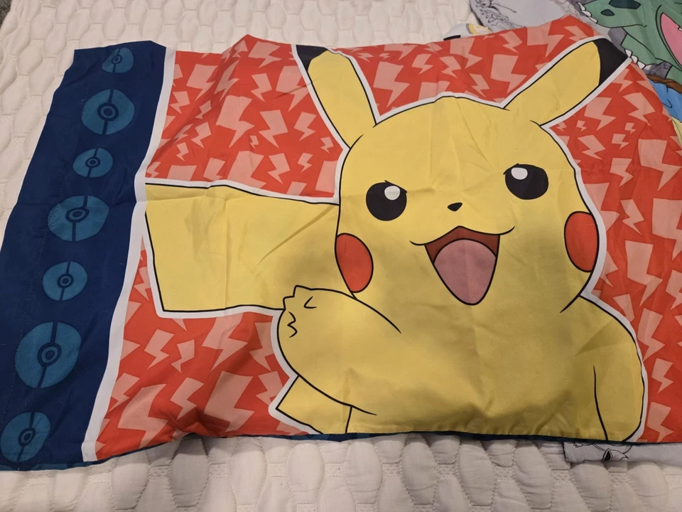 Juego de cama Pokemon 4 piezas sábanas ajustables y planas 2 fundas de almohada coleccionables Foto 2 de 4