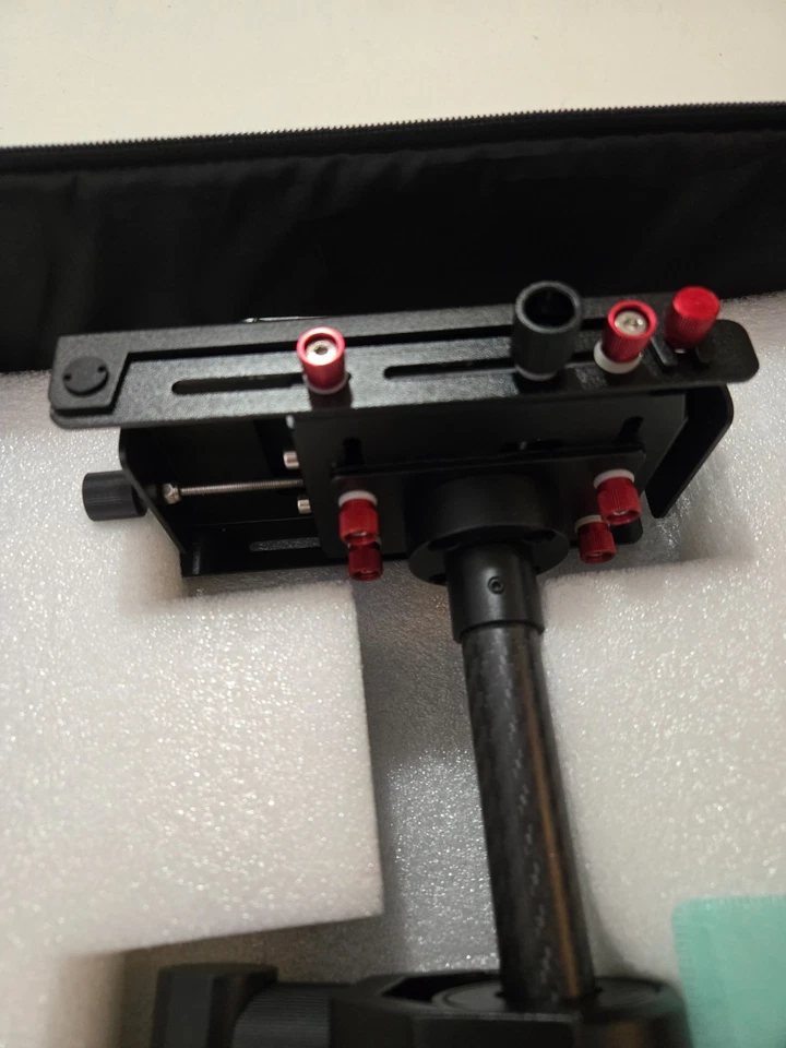 NEEWER VB-A1-V Montaje en plataforma pequeña Nivelación Cámara Batería Accesorio Montaje con estuche Foto 2 de 4