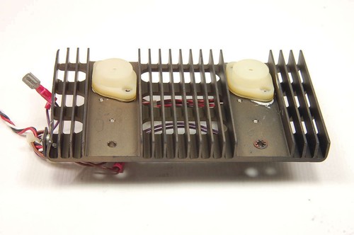 Assembly w/2 Fairchild - SH323KC Voltage Regulators, 5V 3Amp TO-3, Heatsink New
