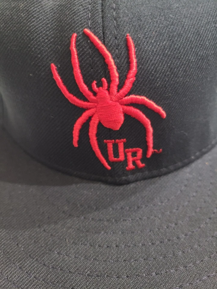New Era 59Fifty University Of Richmond UR Spiders Black/Red Fitted Cap 7 7/8 NEW - Image 2 of 4