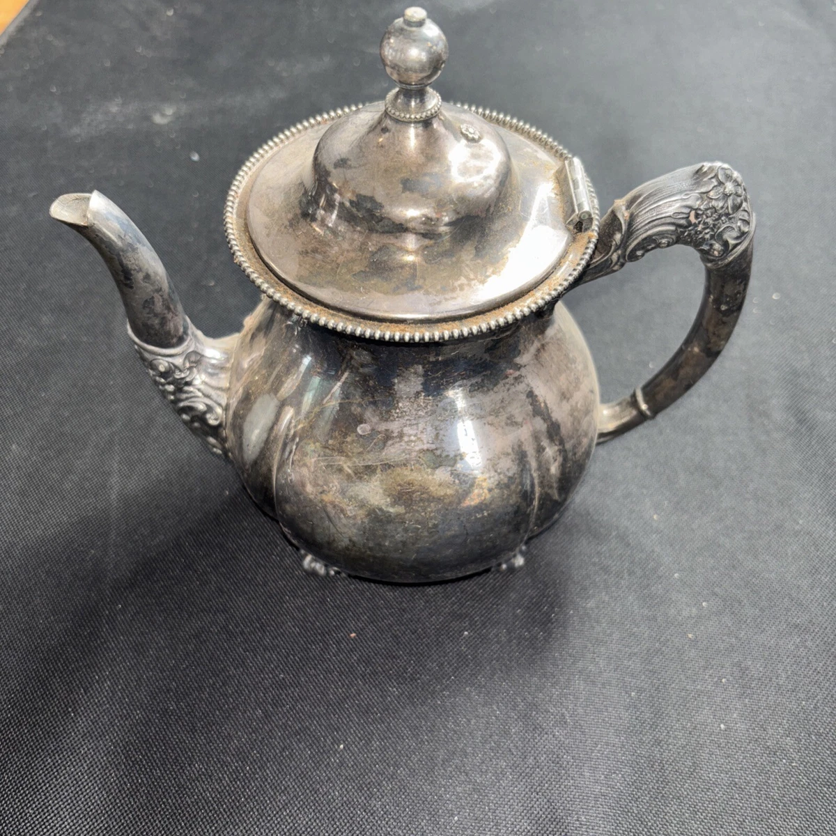 Victor Silver Company In Antique Us Silver-Plated Teapots, Coffee