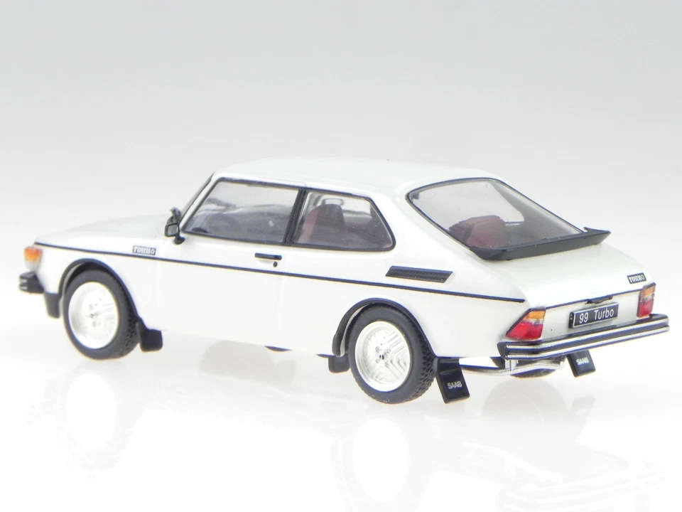 Saab 99 Turbo prototype 1977 white diecast model car 3898034 Atlas 1:43 - Image 3 of 4