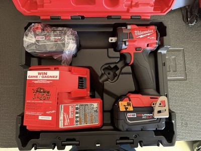 Milwaukee 2855P-22R M18 FUEL 1/2 '' Compact Impact Wrench BRAND NEW