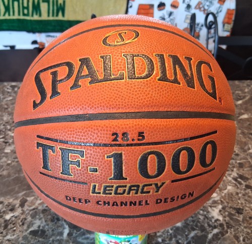 Spalding TF-1000 LEGACY 28.5" Deep Channel Design Indoor Basketball Good Shape