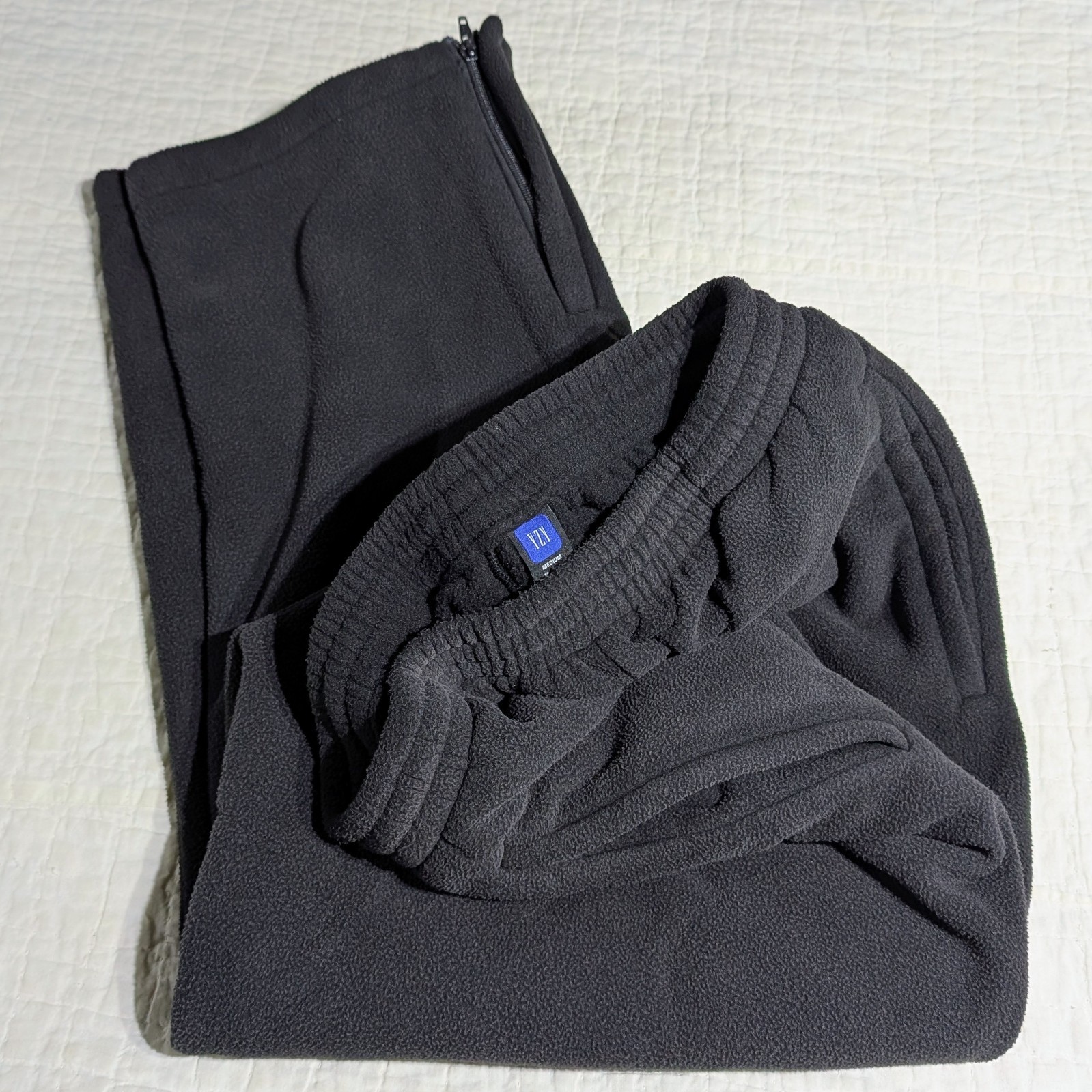 Yeezy YZY x GAP H10 Polar Fleece Pants Black - Size M Medium BRAND NEW Zip Cuffs thumbnail 2