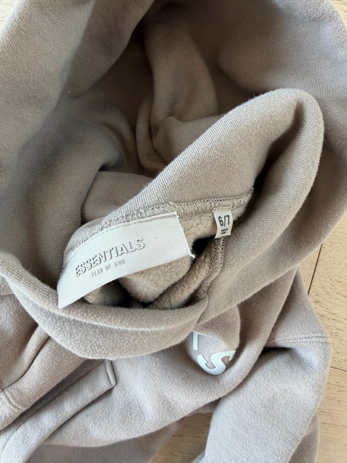 Essentials Fear of God Youth Hoodie, Size 6/7, pullover thumbnail 7