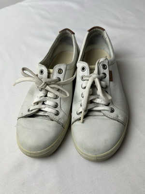Ecco Shoes Womens 9.5 Soft 7 Sneakers White Leather Lace Up Round Toe Low