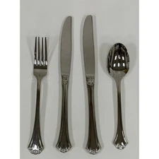 Reed & Barton New Country French Silverware. 4pps. Nib. KT116