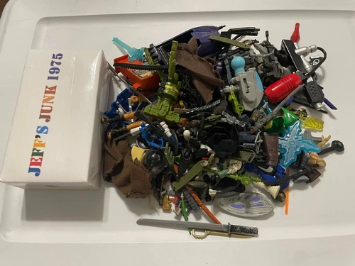 Kitbash Fodder broken damaged figure part lot AS IS  modern vintage 3.75 #1