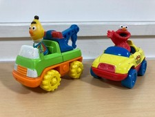 Sesame Street Elmo taxi Bert tow truck TYCO Matchbox 1997 diecast vehicles