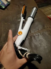 Instyler Rotating Hair Curling Iron ISE1001.1 White 1 1/4" Barrel 