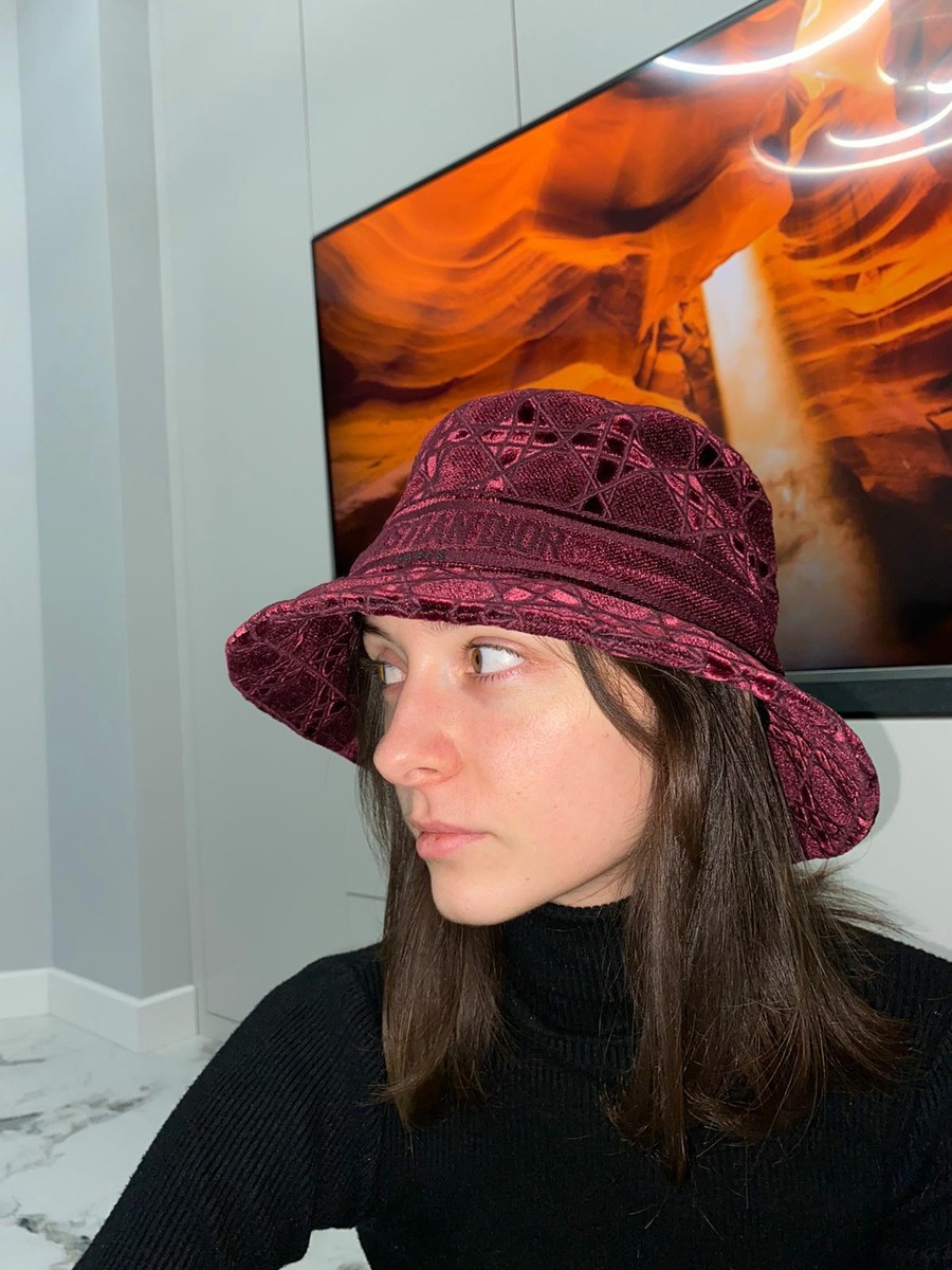 Christian Dior バケットハット 赤黒チェック 58 $1800 AUTHENTIC Christian Dior 2021 limited Burgundy Bucket