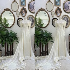 Wedding Dresses High Neck Long Sleeve Satin Lace Applique Vintage Bridal Gowns