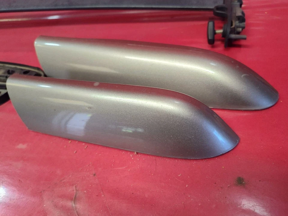 2002-2013 Cadillac Escalade EXT базовый багажник лыж крыша стойка полный комплект 11U краска - Изображение 2 из 4