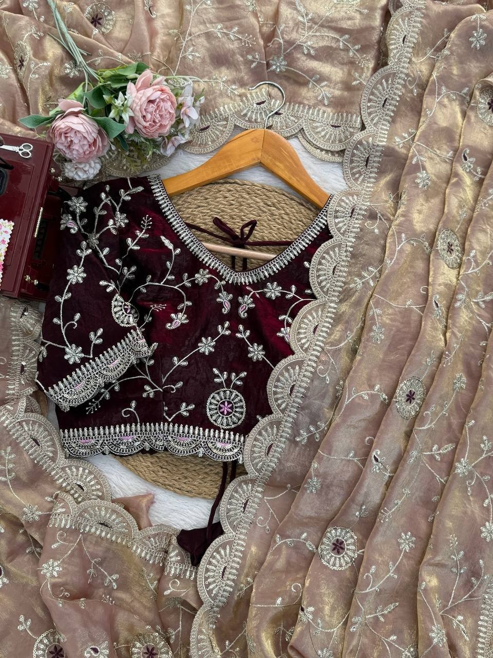 Stunning Look Heavy Fendy Silk Peach Saree With Blouse For Wedding Wear thumbnail 13