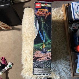 NEW IN BOX LEGO 6909 Sonic Stinger With Mask Insectoids 1998 Space Set Retired