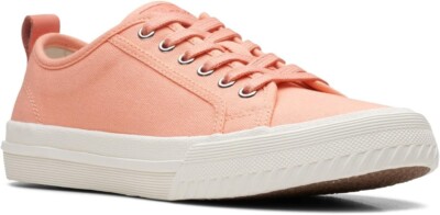 Clarks Womens Roxby Lace Sneakers, Coral Canvas, 7 Wide