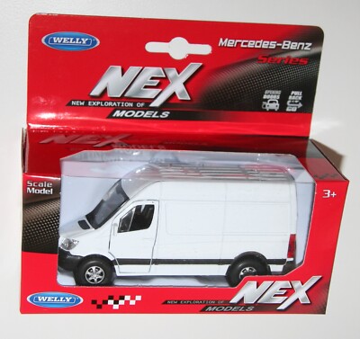 Welly MERCEDES-BENZ SPRINTER PANEL VAN (White) Model Scale 1/39
