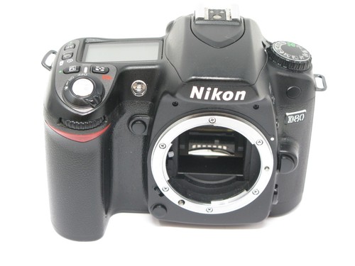 Nikon D80 10.2MP Digital SLR Camera Body Only - 28,170 Shots - Picture 3 of 10