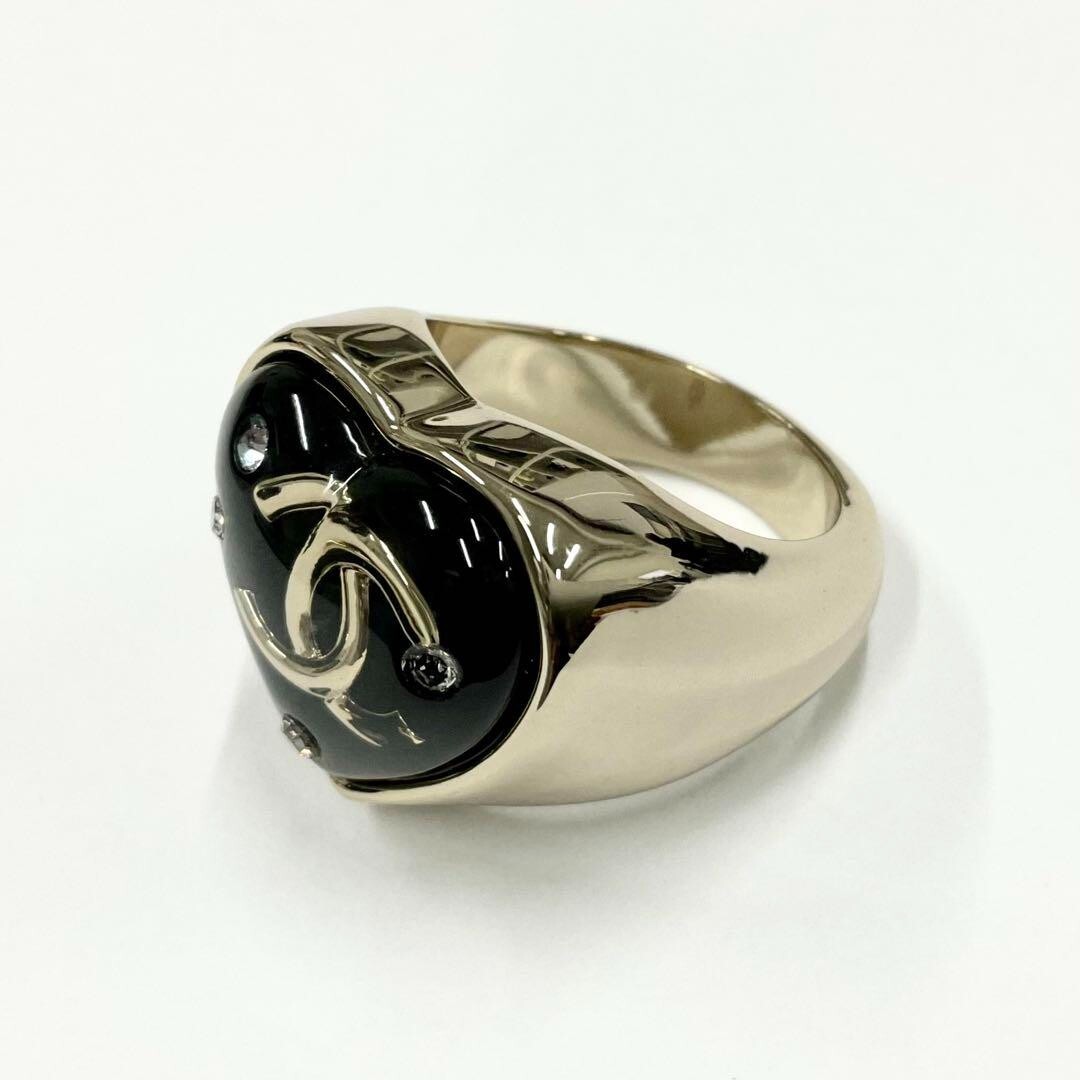 ゴールド × ブラック♪【CHANEL】CCロゴハートリング Chanel Coco Mark Heart Rhinestone Ring Gold Black Women's