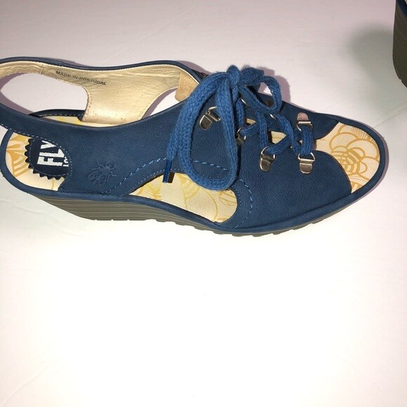 fly london lace up sandals
