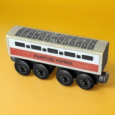 VTG 1993 Thomas Wooden Railway KNAPFORD EXPRESS Coach Car V4 Flat Magnets 1st Yr