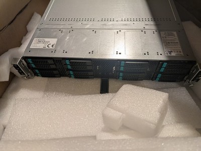 Intel H2000 4 Node H2216XXKR, 2x 1600w PSU HPC Server Chassis 16x 2.5''