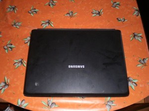Samsung NP-R509 Notebook, 15,4 Zoll Ersatzteile ohne HDD Ram, der Akku geladen