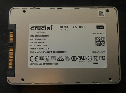 Crucial MX300 525GB SATA III SSD, CT525MX300SSD1, wenig benutzt 98%, nur 32 Tage