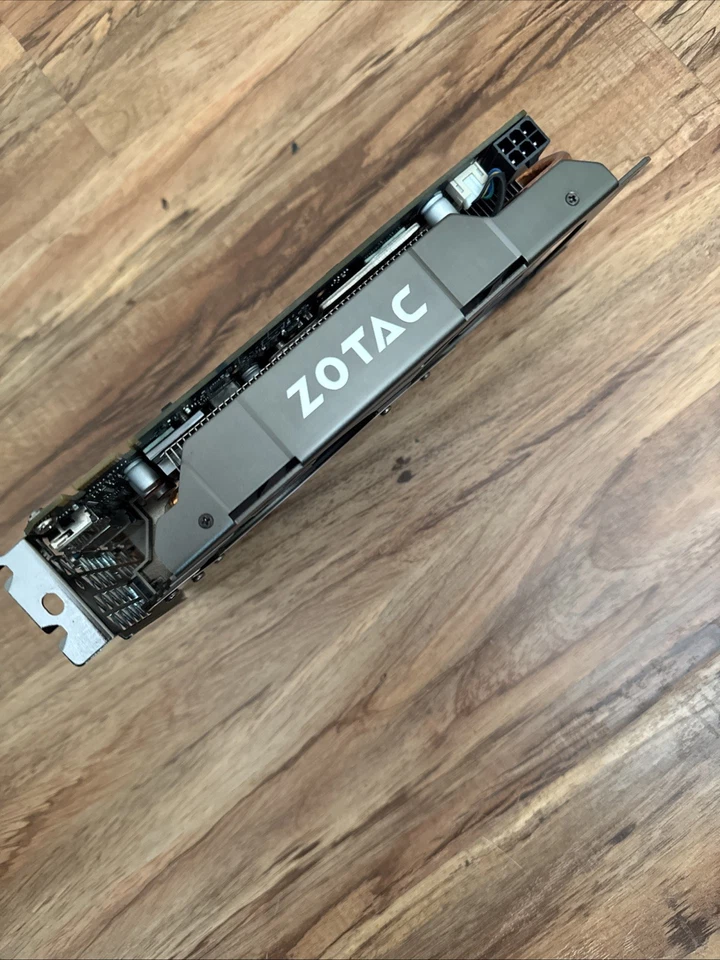 ZOTAC GEFORCE GTX 960 2GB ZT-90301-10M 128BIT GDDR5 - Image 4 of 4