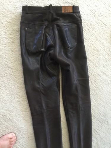 Knackig enge Lederhose Herren, Gr. M - Bild 8 von 8