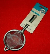 Quality Tools Stainless Steel Mesh Strainer Long Sure Grip 4in
