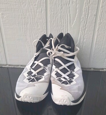 under armour lightning 4