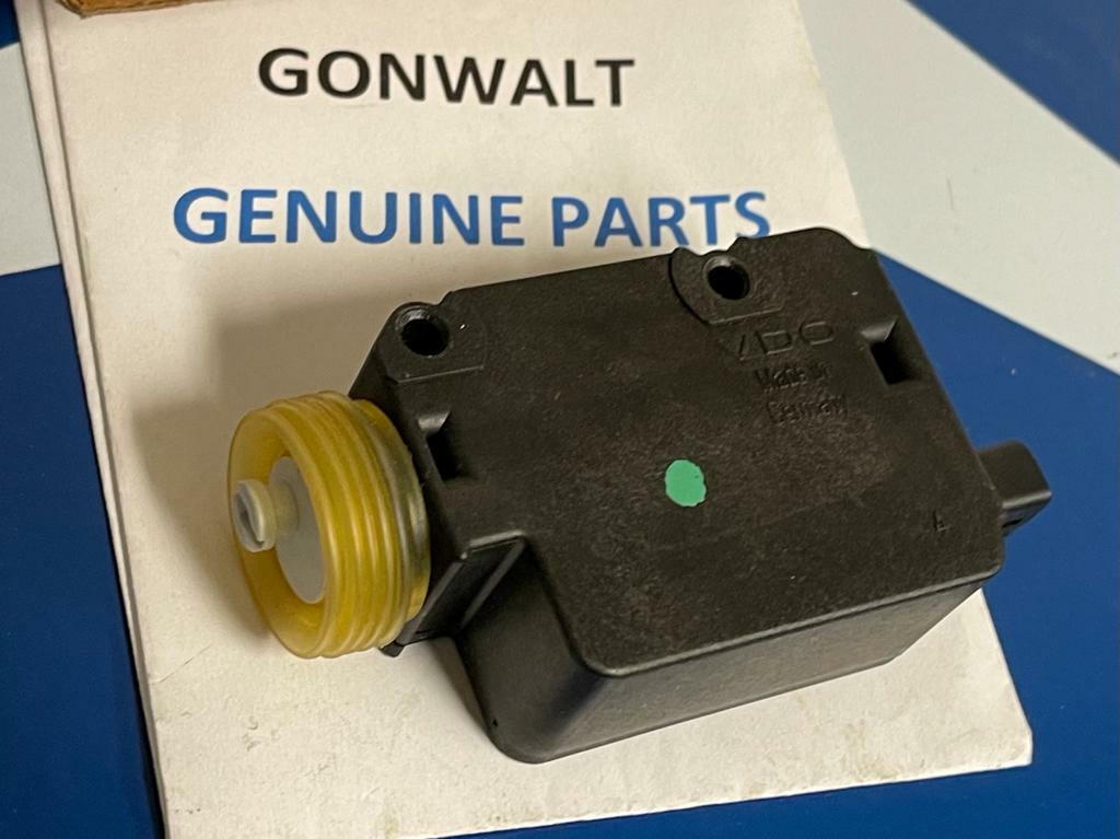 MERCEDES Ml W163 98-2001 Fuel Door Lock Actuator 1638201642 for  