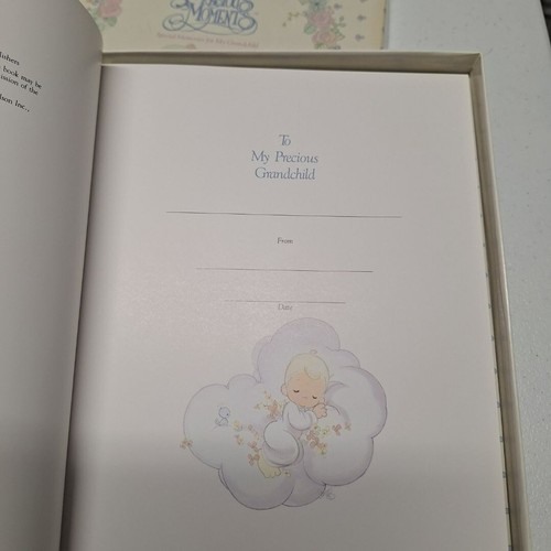 Precious Moments Grandmother Book Baby Infant Gift Memories Stories Family Tree - Picture 3 of 9