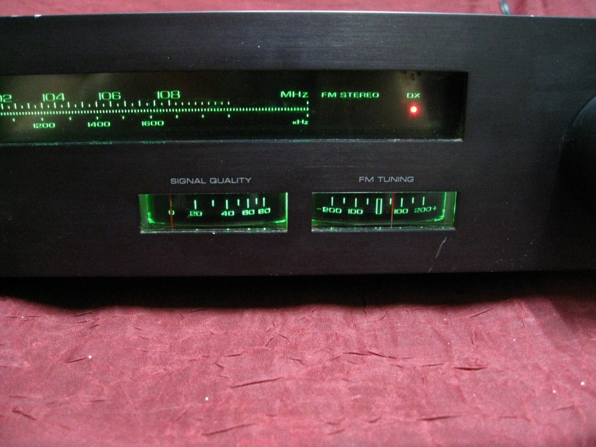 YAMAHA ヤマハT-1 natural sound stereo tuner Yamaha T-1 Natural Sound Stereo Tuner (1978-81) – The