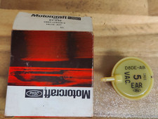 OEM NOS Motorcraft Valve Assembly  D8BZ-12A226-A