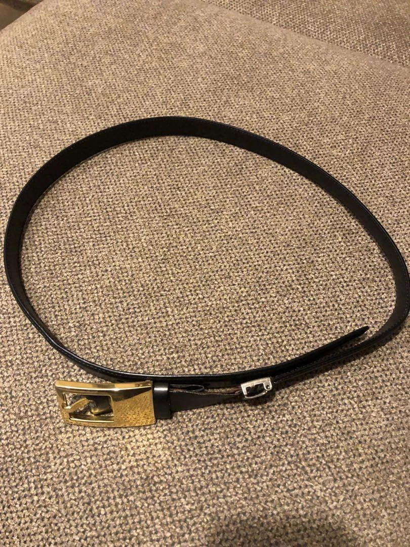 Ceinture GUCCI vintage boucle dorée cuir noir fabriquée en Italie du Japon y5641