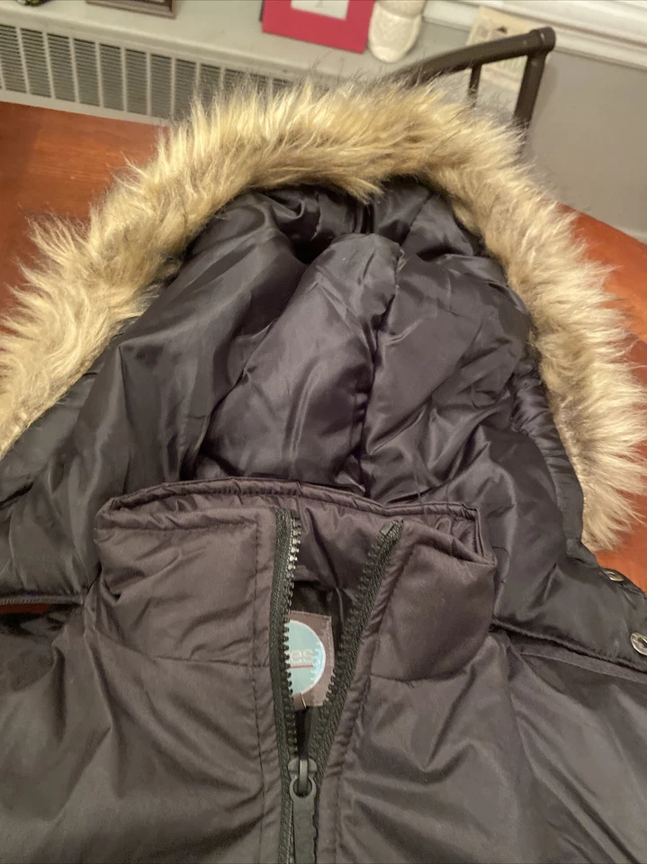 托特包夹克冬季黑色小号女式人造毛皮连帽防水全新带标签 — 第 4/4 张图片