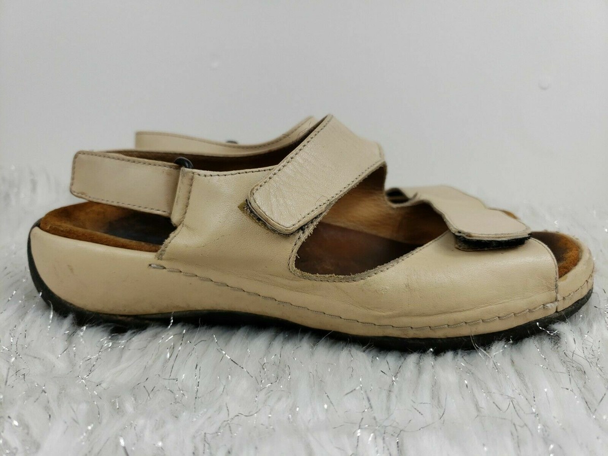 Tan Walking Sandals Women's ECCO® Offroad Nubuck Walking Sandal Beige