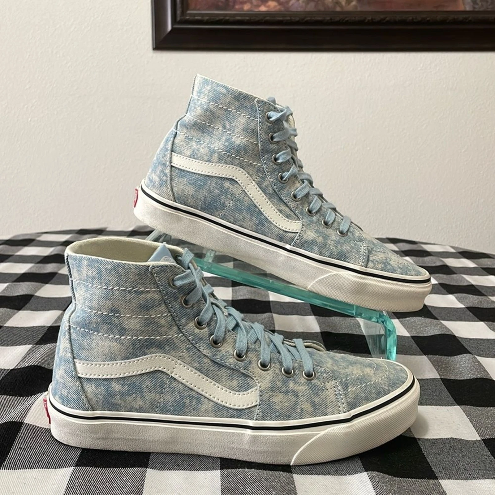 Sneakers alte VANS Sk8 Hi Tapered Denim Destroy invernali blu lavato dal cielo denim