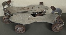 VTG Metal Roller Skates Metal Wheels