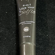 PUR 4 In 1 Love Your Selfie Longwear Foundation Concealer .2FLOZ/7ML Sample  DG6