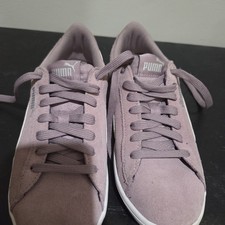 Preços baixos em PUMA Suede Classic M Largura Calçados esportivos