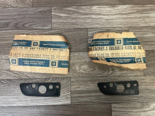 1986 1987 1988-1990 CHEVY CAPRICE EXTERIOR MIRROR GASKETS NOS GM 925