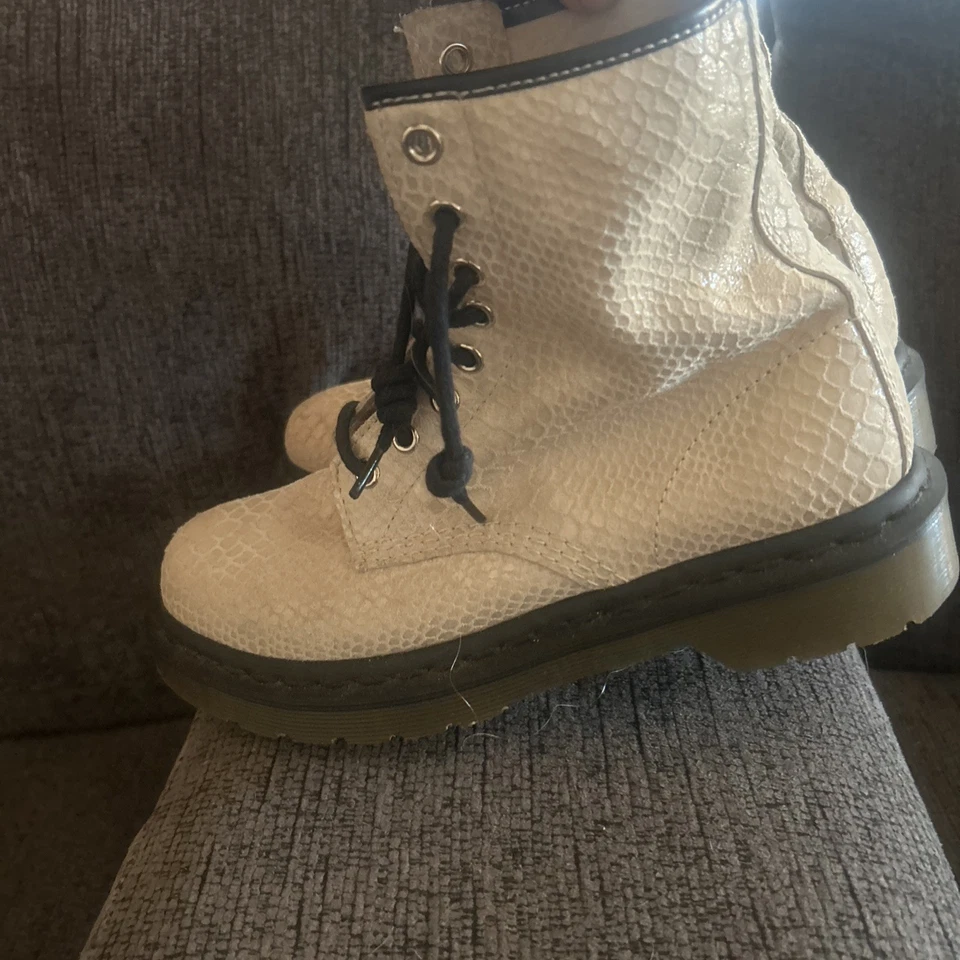 Dr DOC Martens 1460 Pascal 8 глаз женщины размер 7 ретро Y2K - Изображение 4 из 4