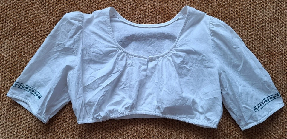 Süße Dirndlbluse, Wiesn, Tracht, Stickerei, Oktoberfest, Größe 38? Damen - Bild 2 von 4