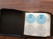 Tasche / Mappe mit 132 CD's, Blu-Ray's und DVD's (ca. 3kg)